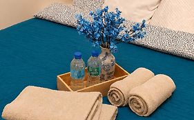 Blue Dream - Warsaw Ochota Apartment - Easy Access To Chopin Airport & Banacha Hospital